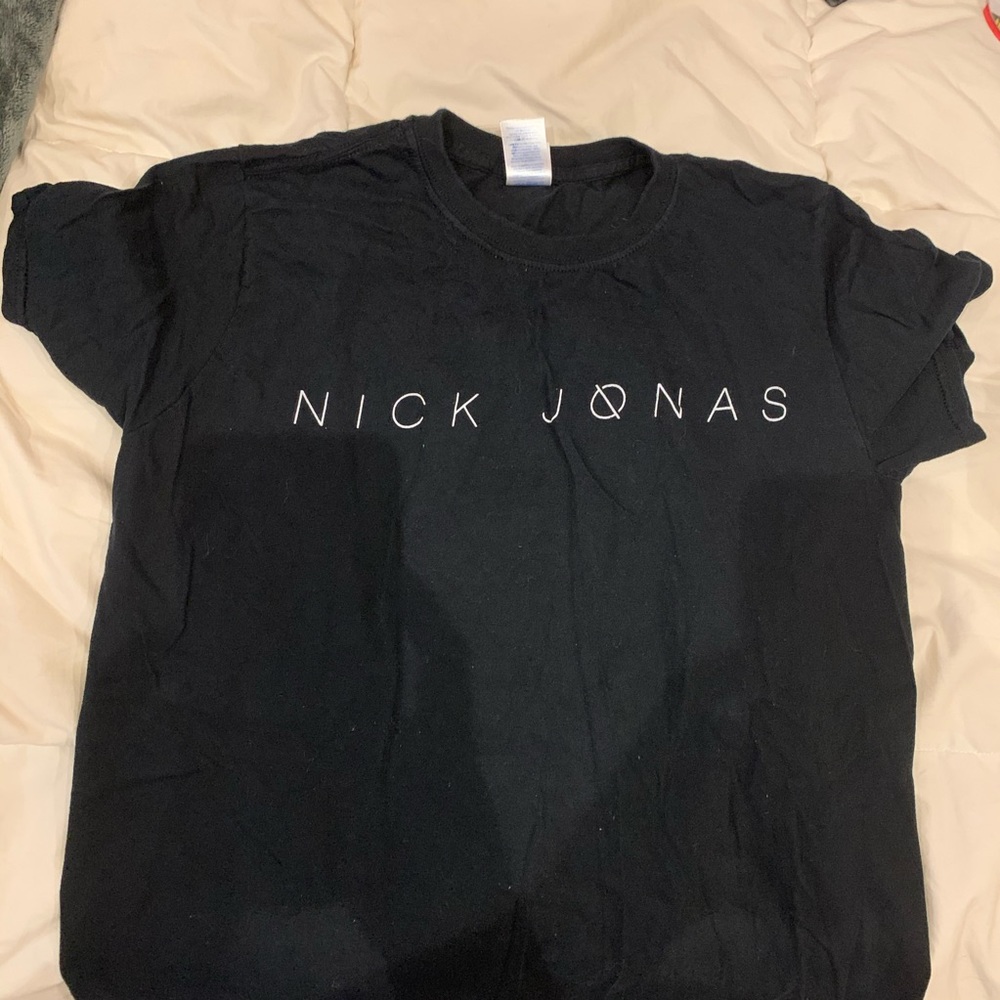 🚚MOVING SALE MUST GO Nick Jonas Live Concert Tee